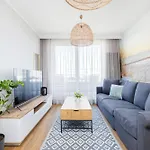 Bright Spacious With Parking Mazowiecka By Renters 科沃布热格