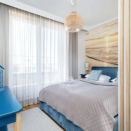 Bright Spacious With Parking Mazowiecka By Renters * Kolobrzeg
