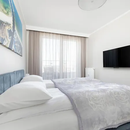 Bright Spacious With Parking Mazowiecka By Renters * Kołobrzeg